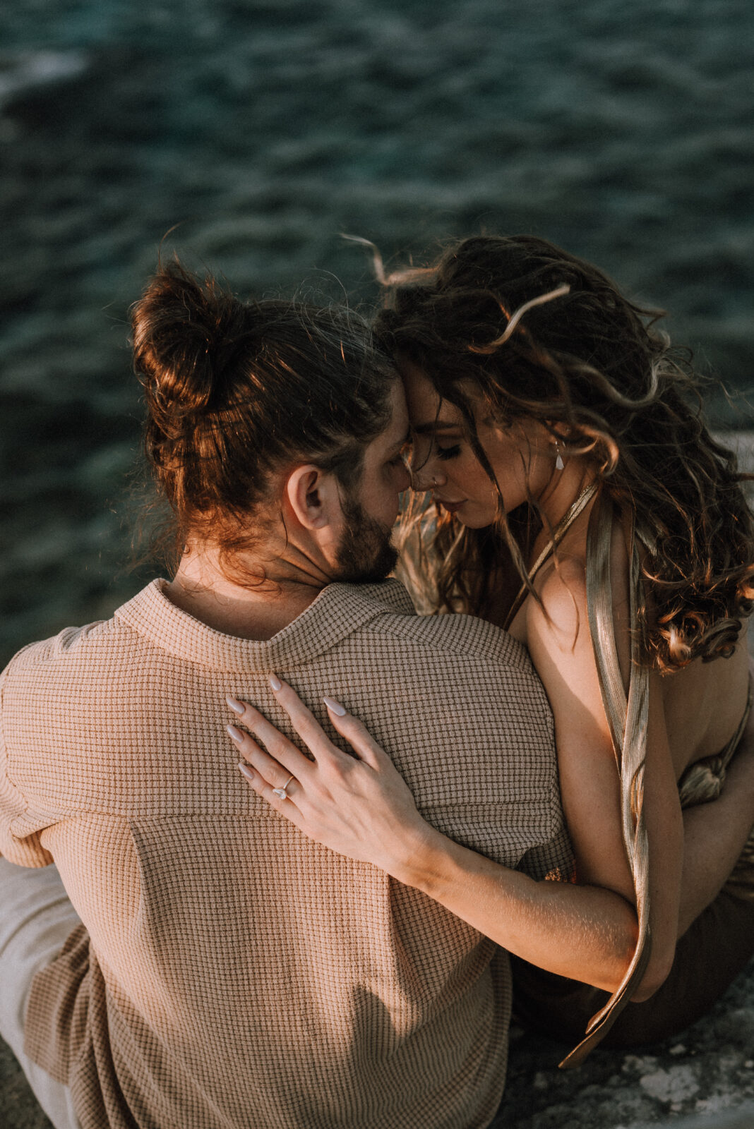 Elopement on the cliffs in Isla Mujeres at Punta Sur